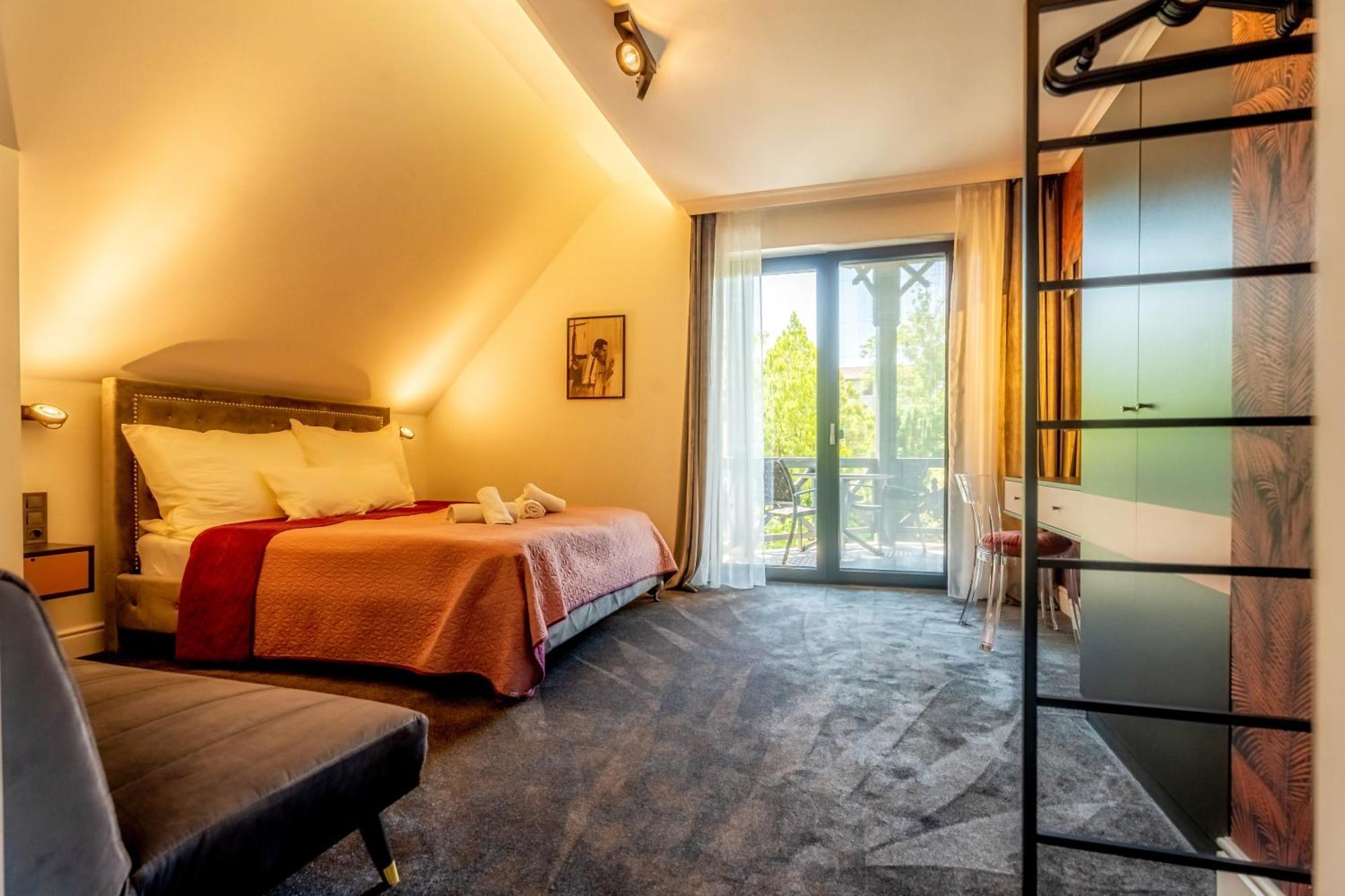 Villa Viktoria บาลาตอนฟือเรด ภายนอก รูปภาพ