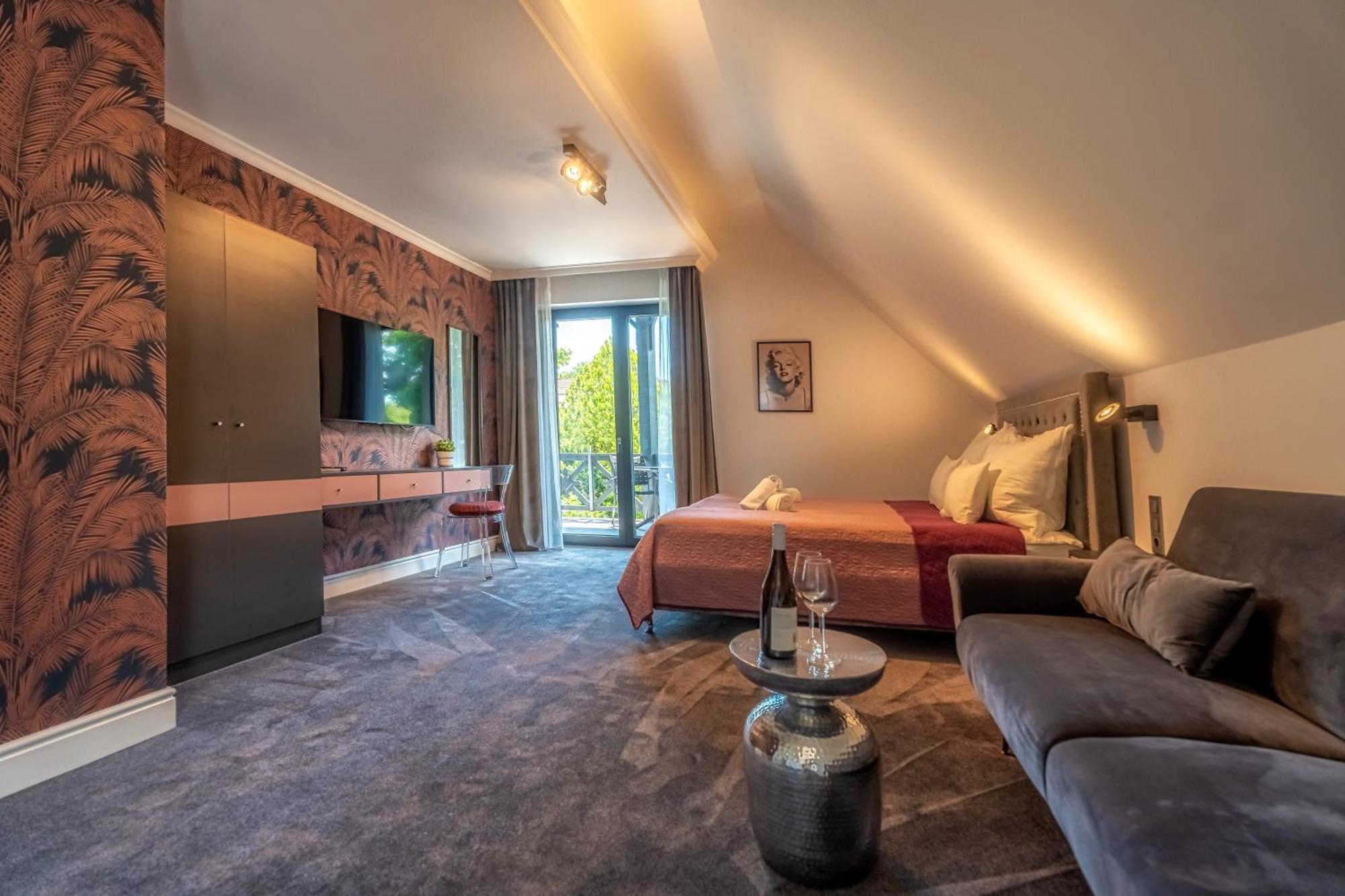 Villa Viktoria บาลาตอนฟือเรด ภายนอก รูปภาพ